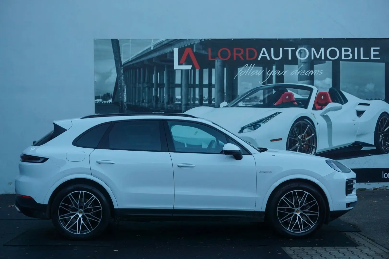 Cayenne E-Hybrid*Luft*Pano*AHK*BOSE*HeadUp*Soft