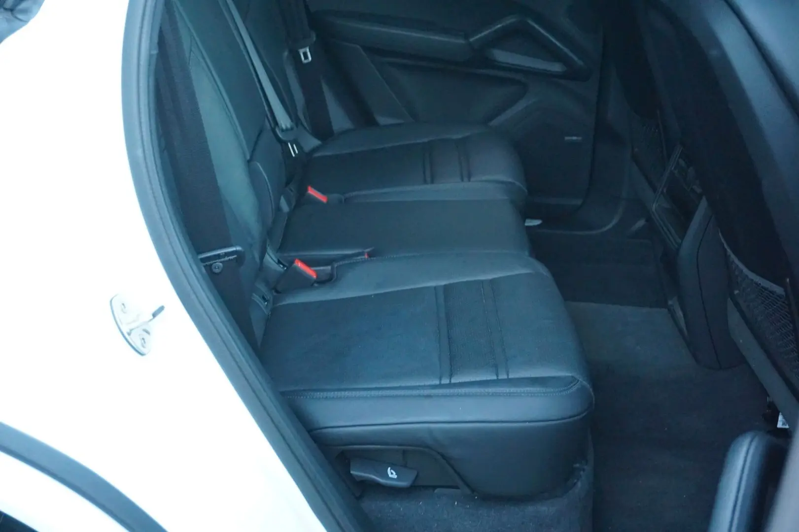 Cayenne E-Hybrid*Luft*Pano*AHK*BOSE*HeadUp*Soft