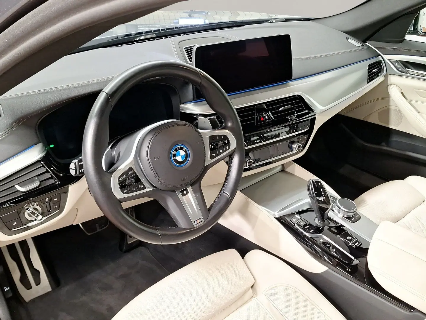 545e xDrive Limousine M Sport LiveCockpitProf