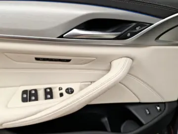 545e xDrive Limousine M Sport LiveCockpitProf