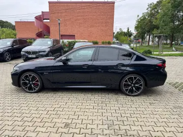 545 e xDrive MSportpak*Glass.Dach*