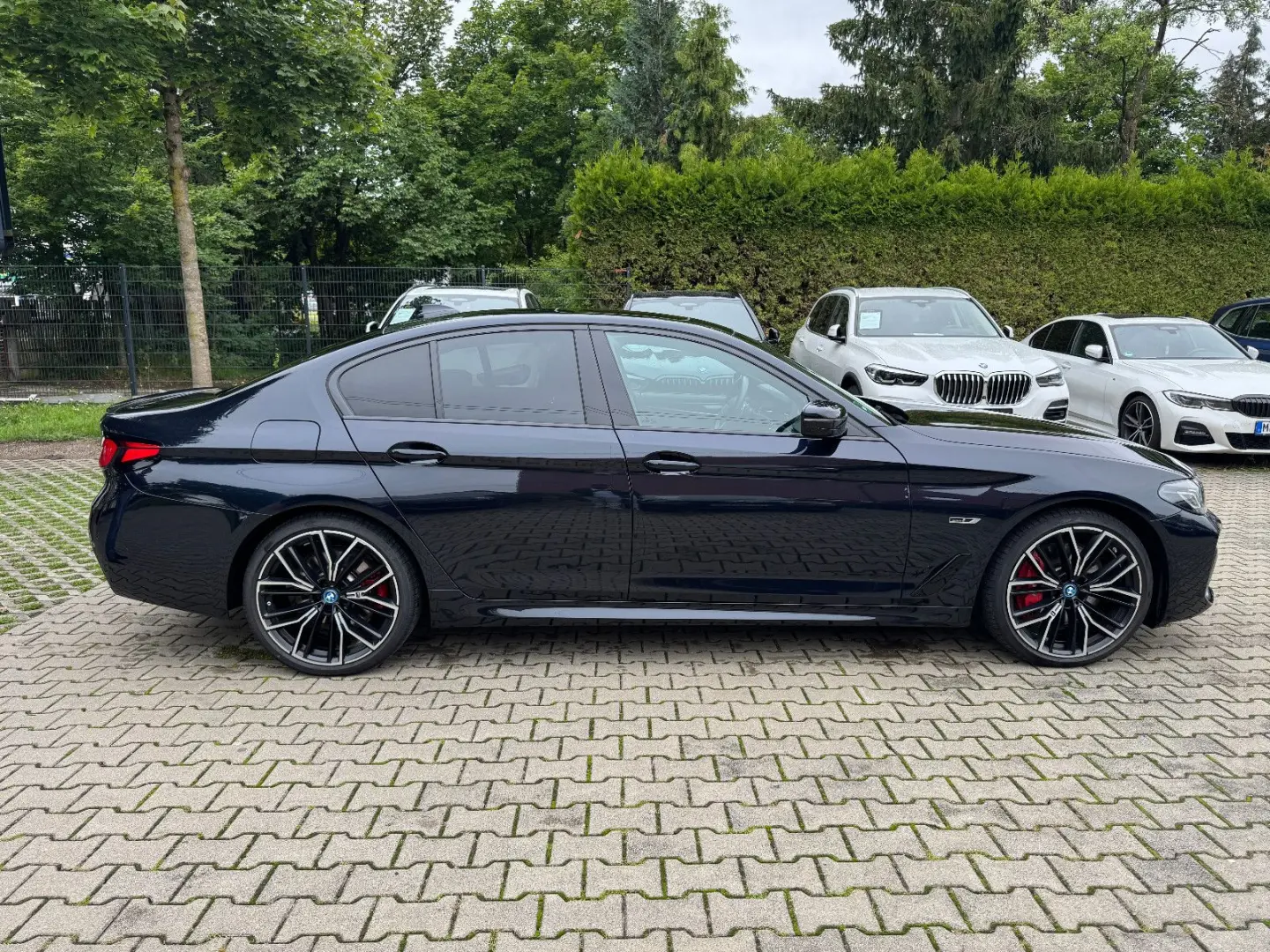 545 e xDrive MSportpak*Glass.Dach*