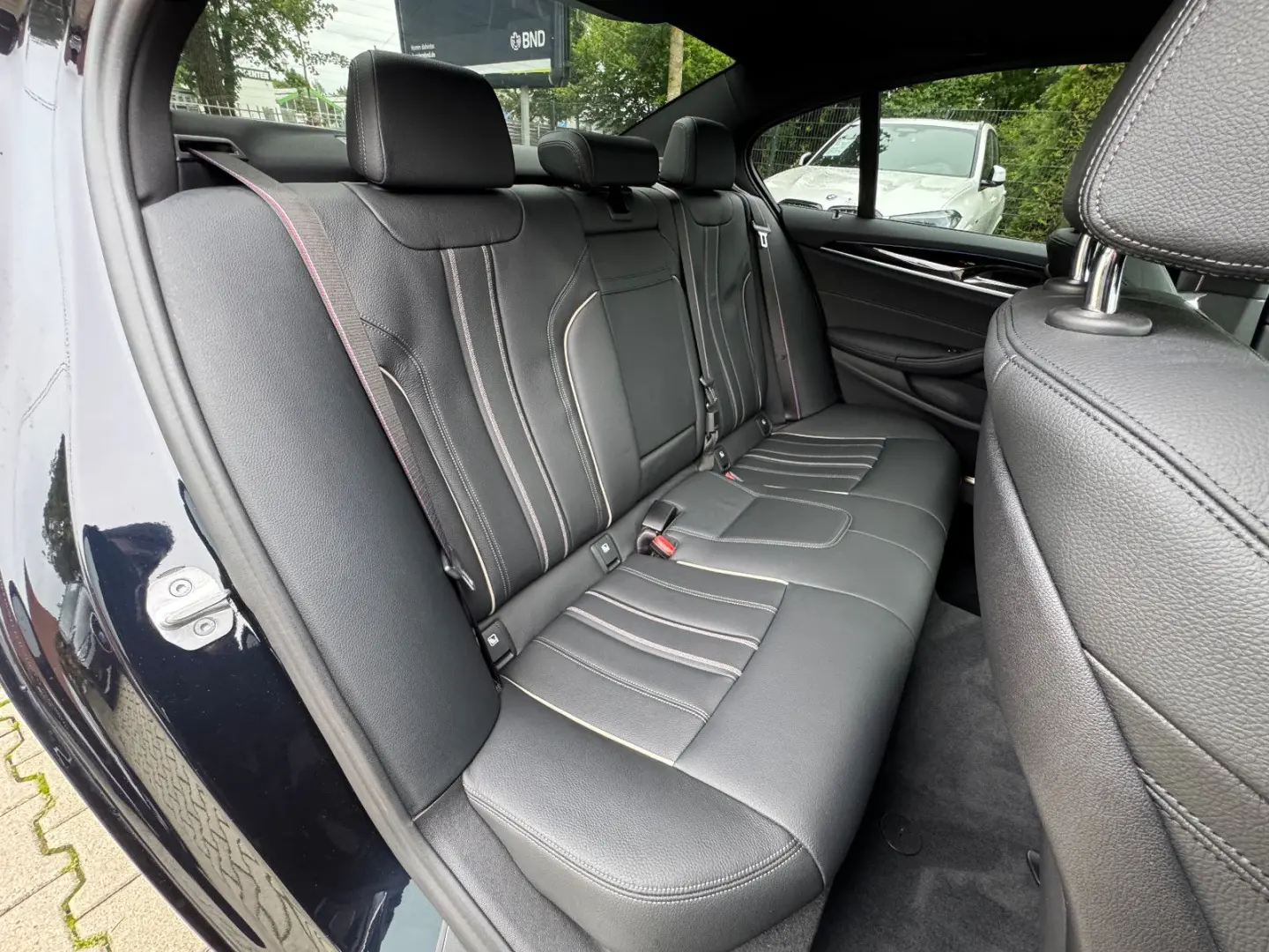 545 e xDrive MSportpak*Glass.Dach*