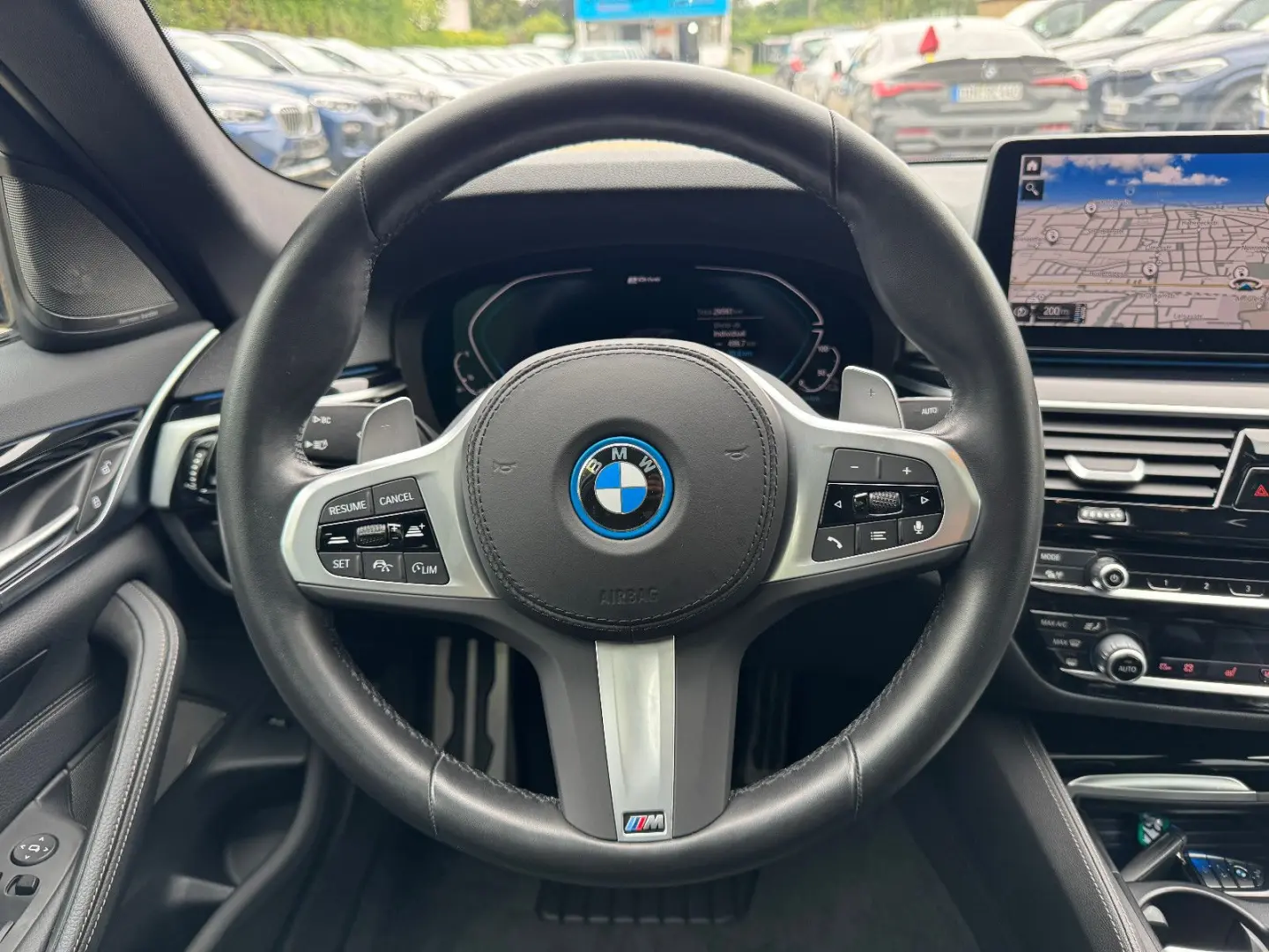 545 e xDrive MSportpak*Glass.Dach*