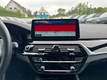545 e xDrive MSportpak*Glass.Dach*