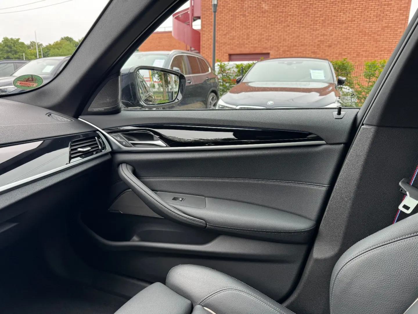 545 e xDrive MSportpak*Glass.Dach*