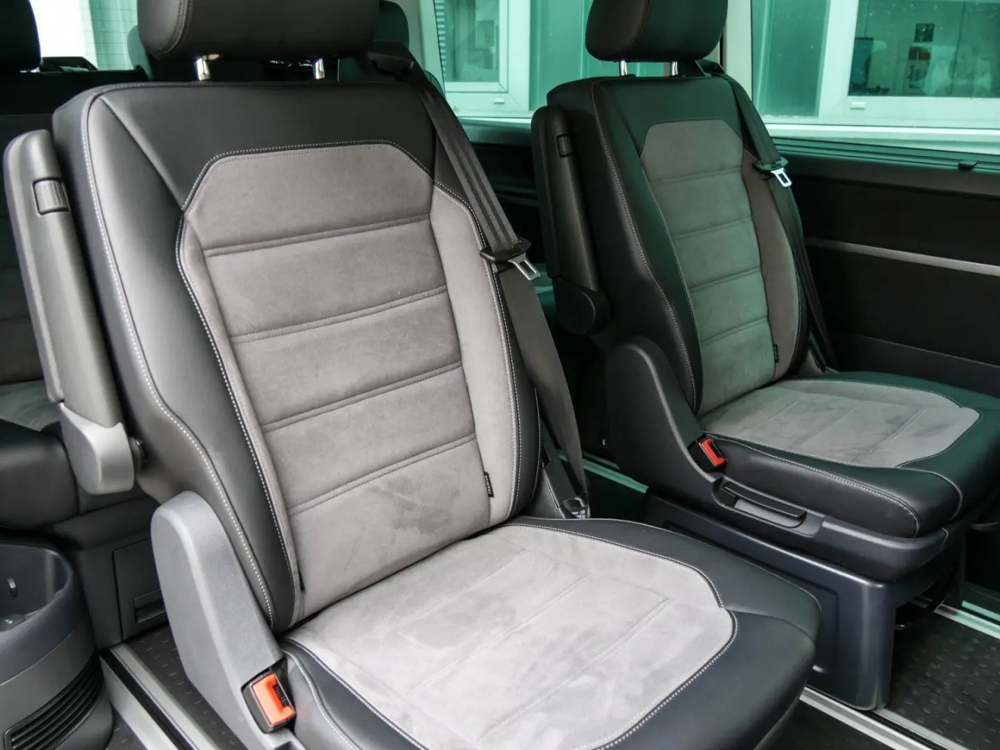 T6.1 Multivan 2.0 TDI 4M AHK DCC Kamera Navi ACC