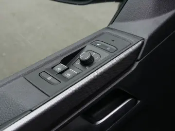 T6.1 Multivan 2.0 TDI 4M AHK DCC Kamera Navi ACC
