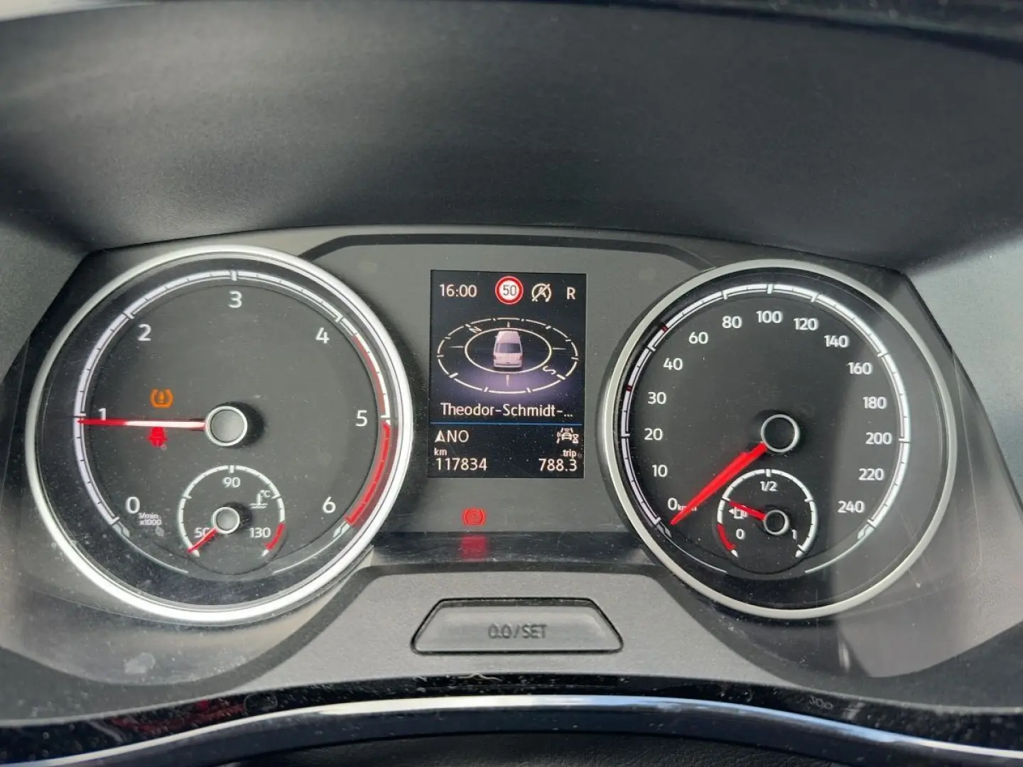 T6.1 Multivan 2.0 TDI 4M GENERATION SIX LED+NAVI