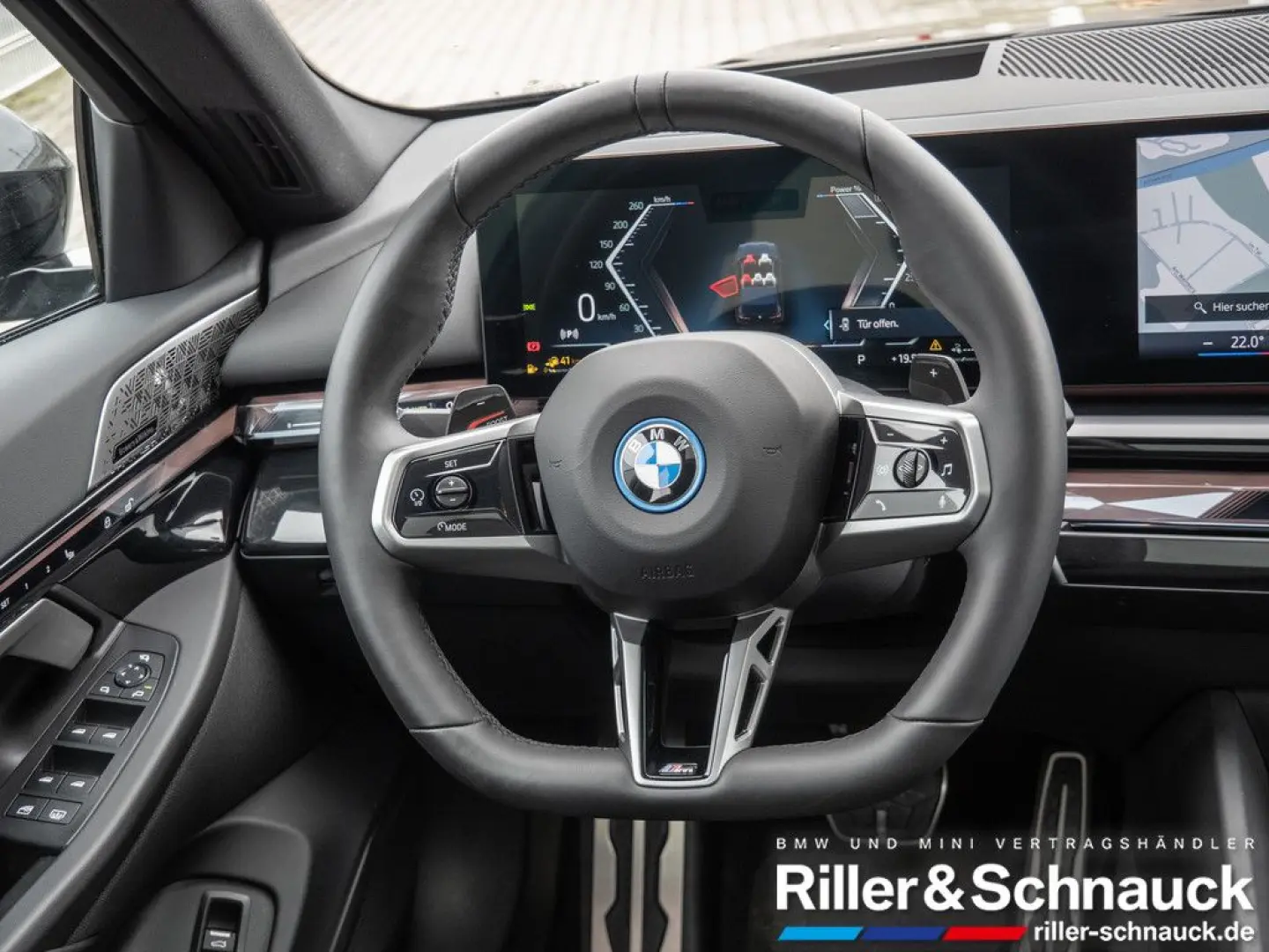550e xDrive M-Sport PANO+B&W+360+KAM+HUD+ACC