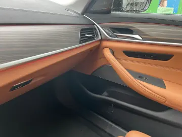520e LIMO G30 