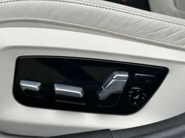 520d xDr LUXURY LINE*KAM*STANDHZ*HUD*KEY*HiFi*