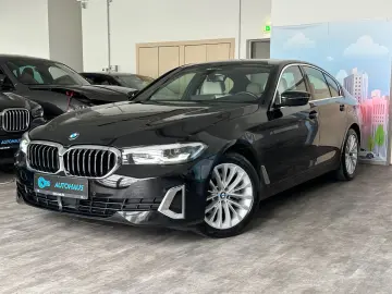 520d xDr LUXURY LINE*KAM*STANDHZ*HUD*KEY*HiFi*