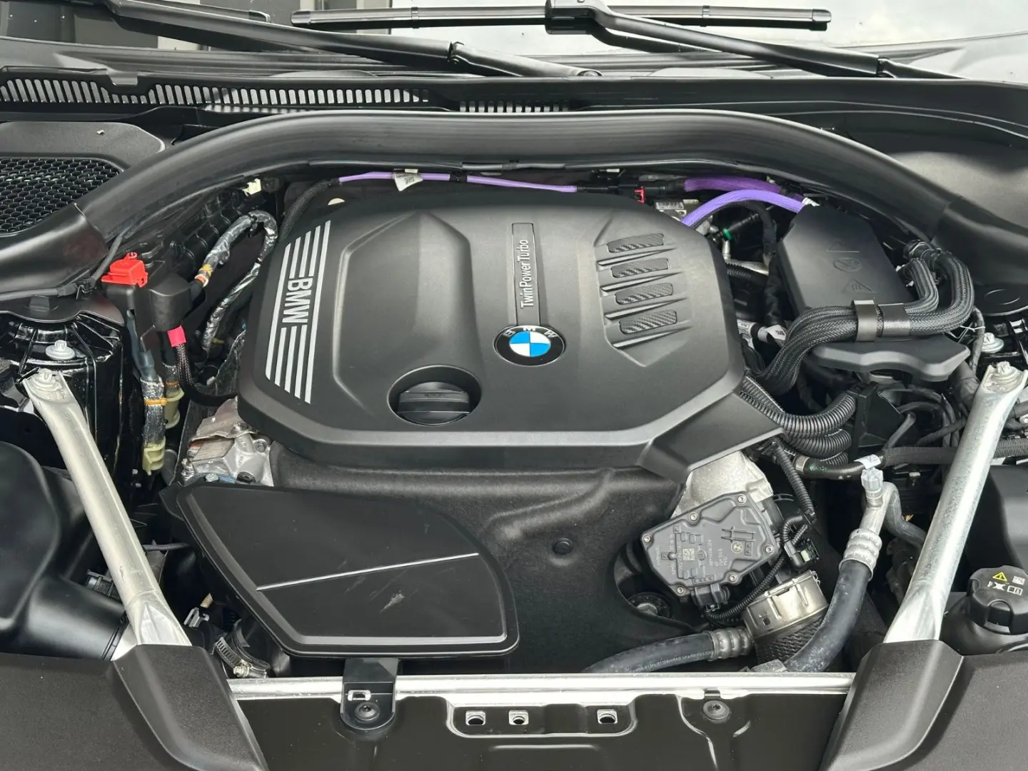 520d xDr LUXURY LINE*KAM*STANDHZ*HUD*KEY*HiFi*
