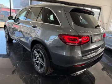 GLC 300 e 4M AMG Line Pano Distr Pro Mem Led Ahk