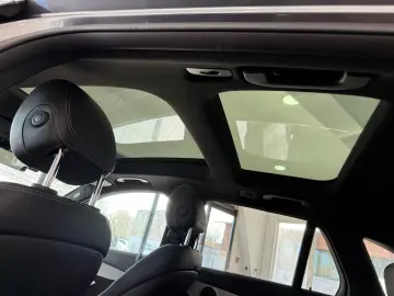 GLC 300 e 4M AMG Line Pano Distr Pro Mem Led Ahk
