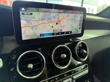 GLC 300 e 4M AMG Line Pano Distr Pro Mem Led Ahk