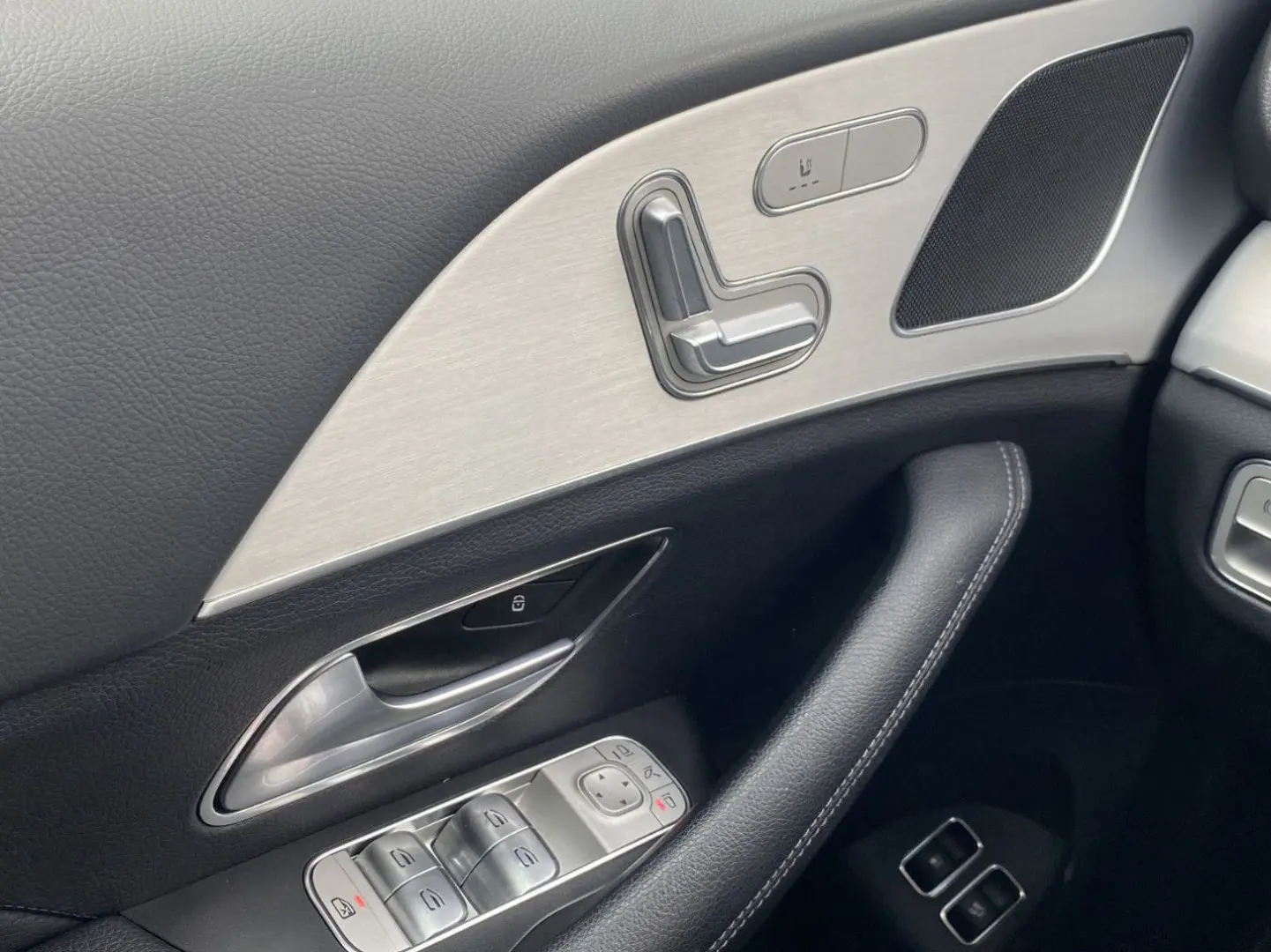 GLE 350 e AMG AHK*Kamera*Distro*lED*Alcantara*20