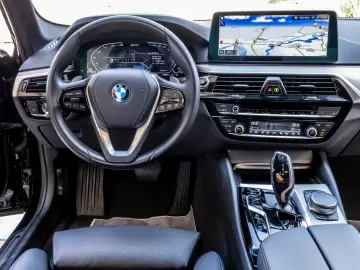 BMW Seria 5 545e xDrive Berline/2022/3.0 Plug-in Hybrid