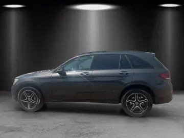 GLC 300 de 4M AMG Distro KeyGO Sound LED 360°