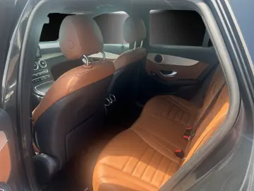 GLC 300 de 4M AMG Distro KeyGO Sound LED 360°