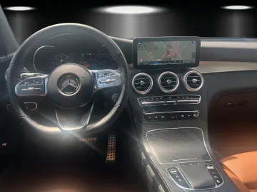 GLC 300 de 4M AMG Distro KeyGO Sound LED 360°