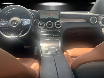 GLC 300 de 4M AMG Distro KeyGO Sound LED 360°