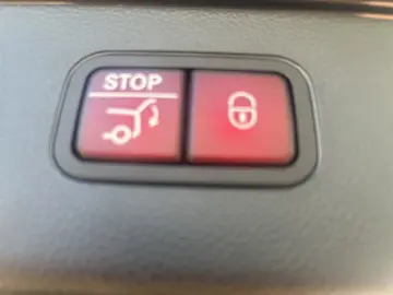 GLC 300 de 4M AMG Distro KeyGO Sound LED 360°