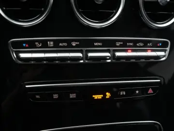 GLC 300 d 4Matic 9G-Tronic AMG Navi/Distronic/Ka
