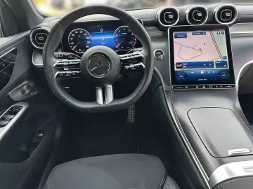 GLC 200 4M AMG+MBUX+Burmester+LED+Kam+EASY+Apple