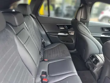 GLC 200 4M AMG+MBUX+Burmester+LED+Kam+EASY+Apple