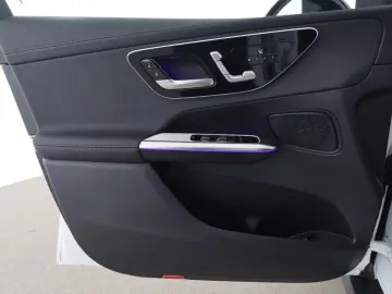 GLC 200 4M AMG Night Pano Digital Light Winter