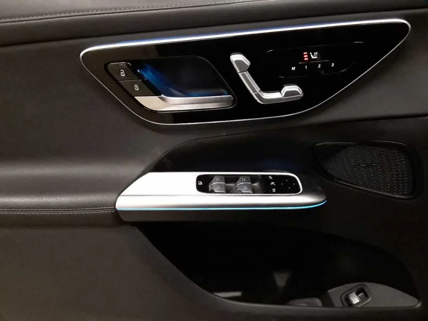 GLC 220d-AMG Advanced AssiPL AHK PANO