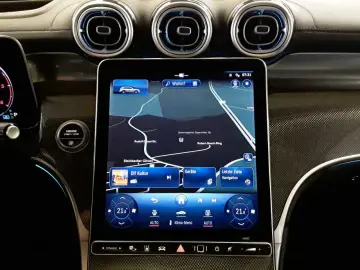 GLC 220d-AMG Advanced AssiPL AHK PANO