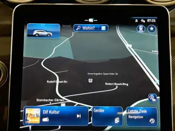 GLC 220d-AMG Advanced AssiPL AHK PANO
