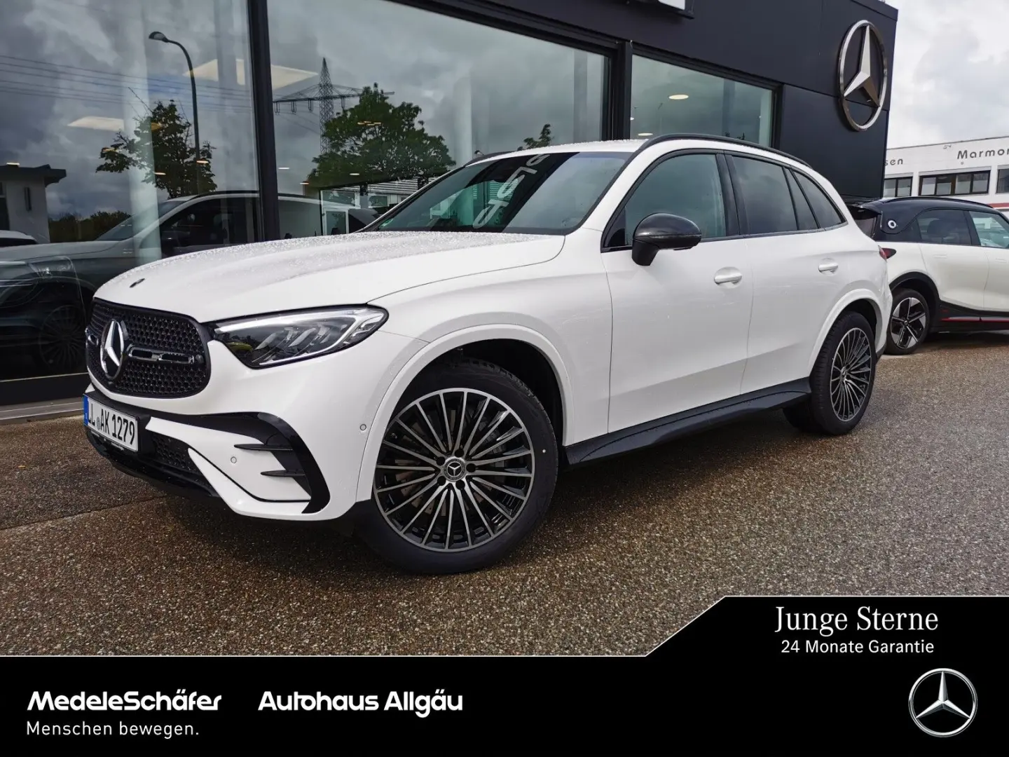 GLC 200 4MATIC AMG Night AHK LED Kam Ambie Dist