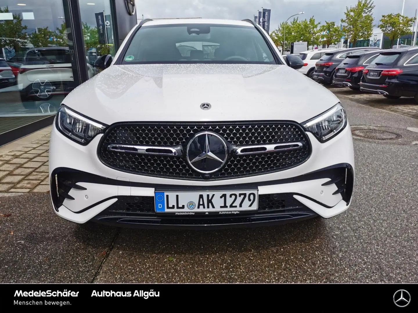 GLC 200 4MATIC AMG Night AHK LED Kam Ambie Dist