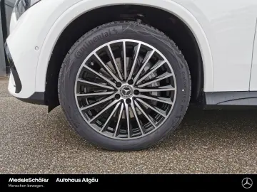 GLC 200 4MATIC AMG Night AHK LED Kam Ambie Dist
