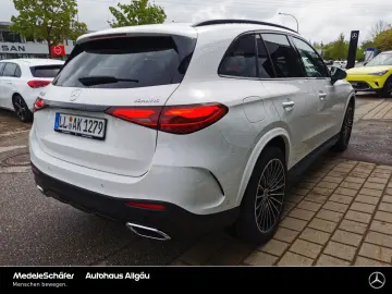 GLC 200 4MATIC AMG Night AHK LED Kam Ambie Dist