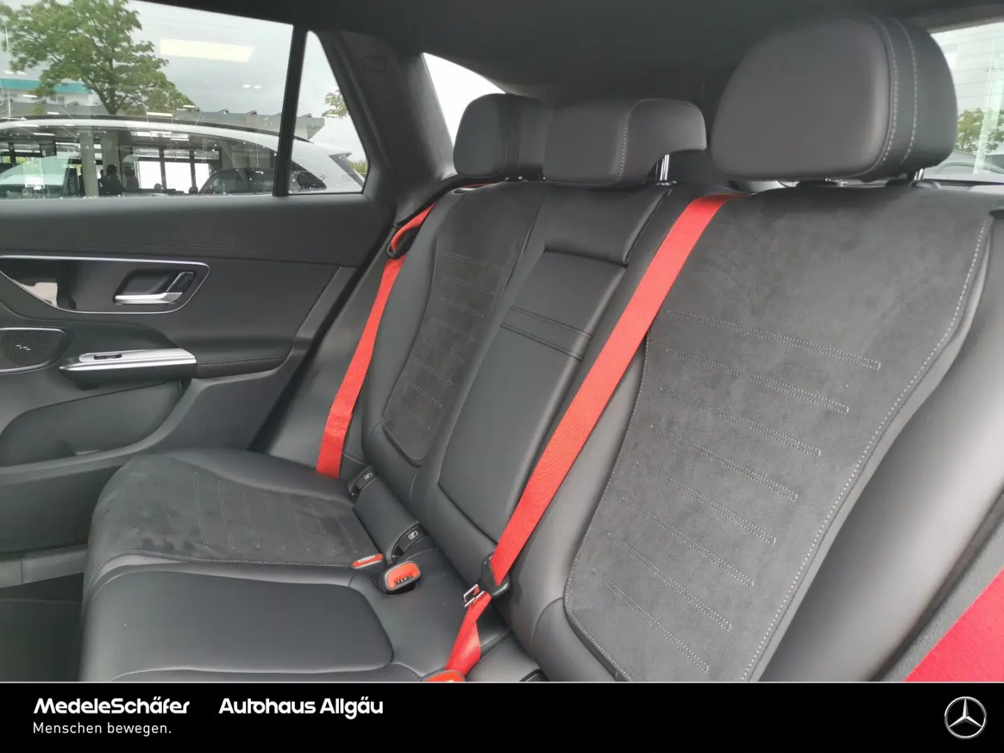 GLC 200 4MATIC AMG Night AHK LED Kam Ambie Dist