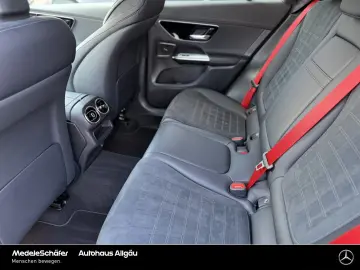 GLC 200 4MATIC AMG Night AHK Kam LED Distr