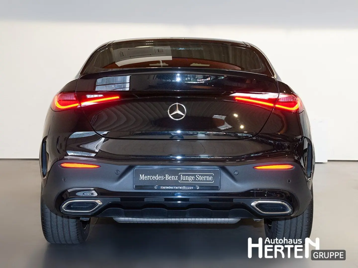 GLC 200 4M Coupe+AMG-LINE+NIGHT-PAKET+TRITTB.ALU