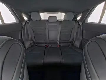 GLC 300 d 4M Cp AMG Premium Burm AHK Pano