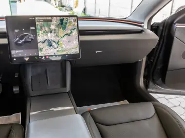 Tesla Model 3 Highland/Dual Motor/498 cp/2024