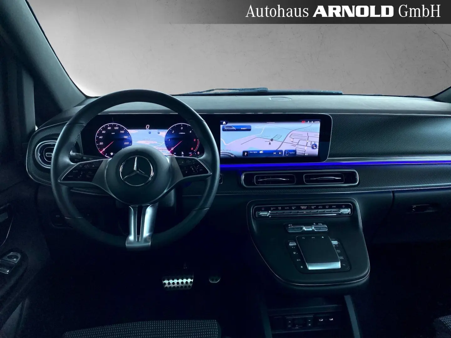 V 300 d 4M Lang STYLE+ AMG L. AHK Pano Distr 7-S