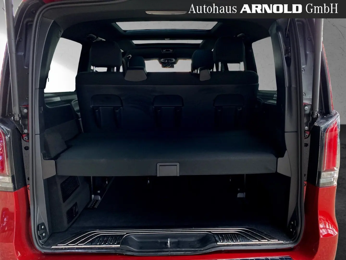 V 300 d 4M Lang STYLE+ AMG L. AHK Pano Distr 7-S