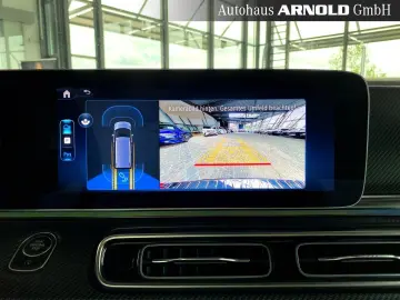 V 300 d 4M Lang STYLE+ AMG L. AHK Pano Distr 7-S
