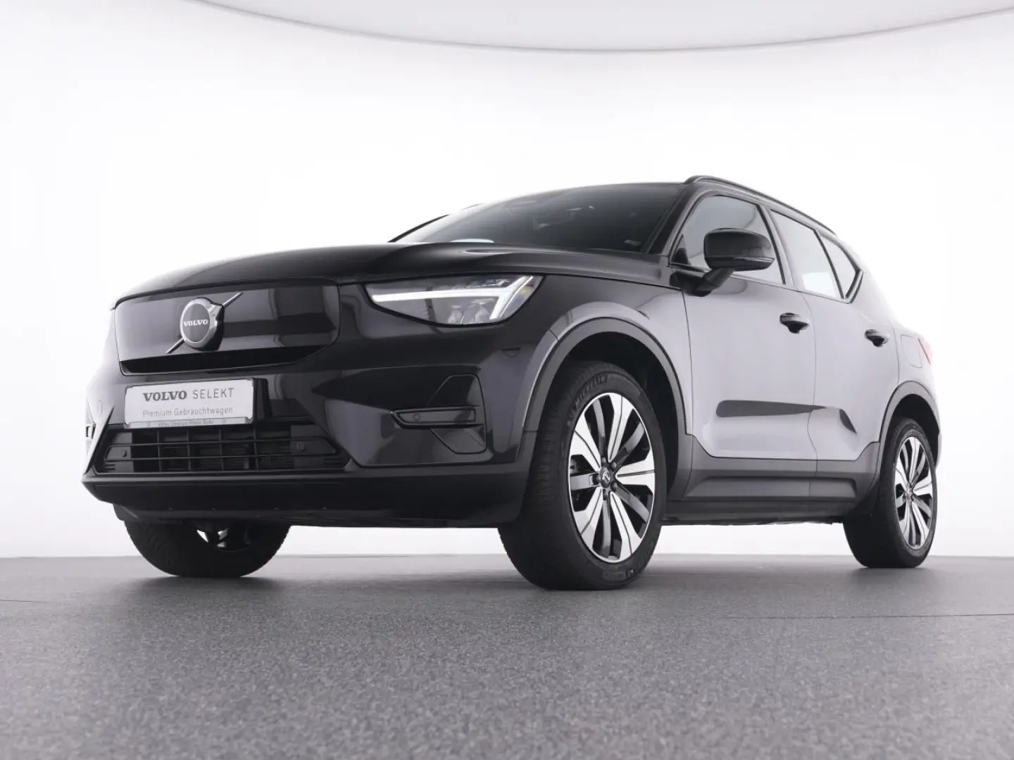 XC40 Core Recharge+STHZG+LHZG+LED+RFK+LED+