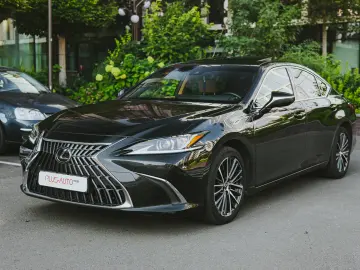 Lexus ES 300h
