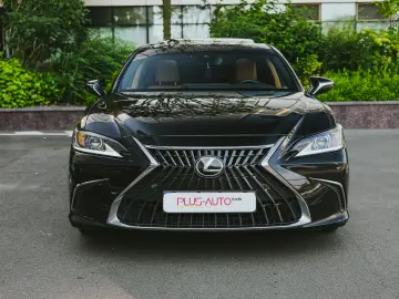 Lexus ES 300h